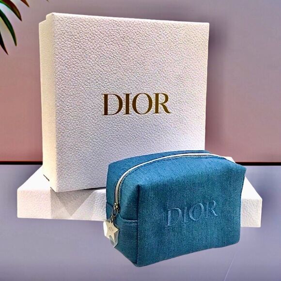 DIOR DENIN BEAUTY BAG WITH SILVER STAR CHARM - Picture 1 of 7